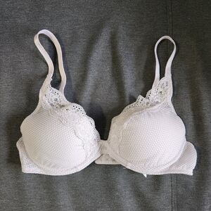 Chantelle Passionata Brooklyn Plunge Bra - Lilac 30D
